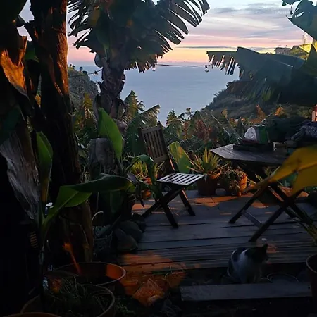 Romantic Glamping Bell Tent With Private Unique Bathroom * Ponta do Sol (Madeira)