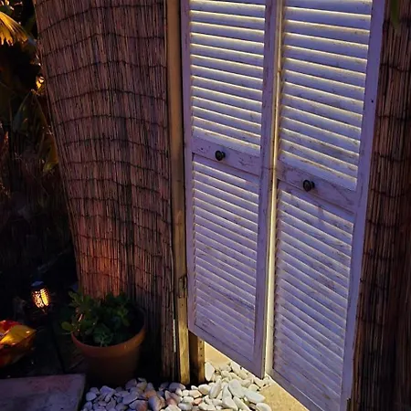 Luxury tent Romantic Glamping Bell Tent With Private Unique Bathroom *