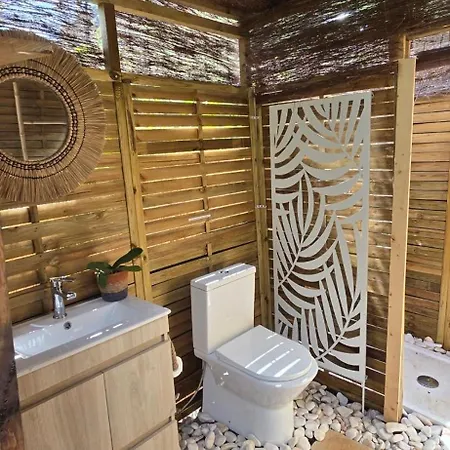 Romantic Glamping Bell Tent With Private Unique Bathroom